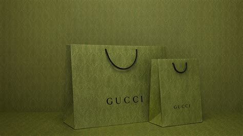 Gucci equilibrium plastic